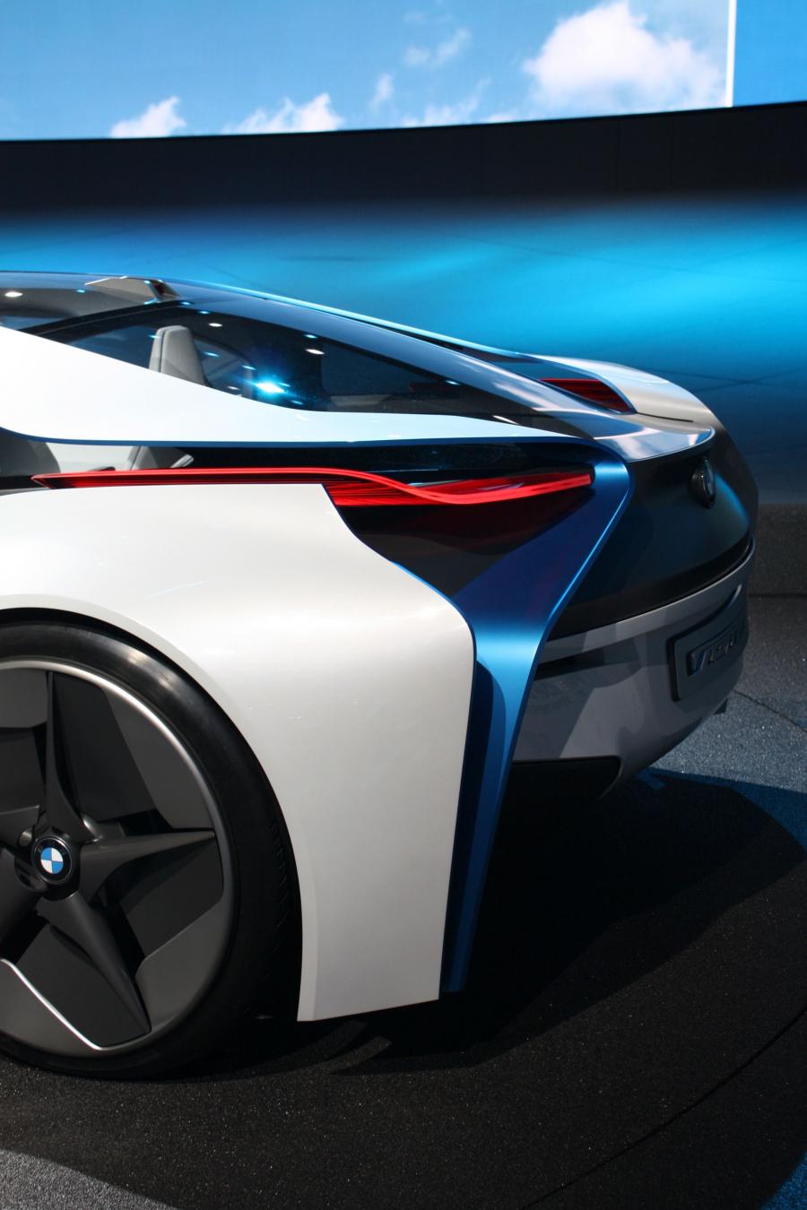  BMW Vision EfficientDynamics Concept 2009 года  (фото 77 из 206)
